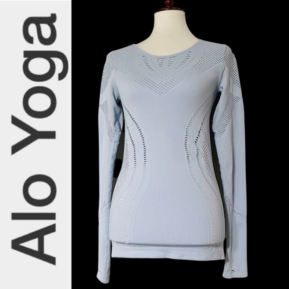 Alo Yoga Wonen’s Lark‎ Long Sleeve Top Size Medium - Picture 1 of 12